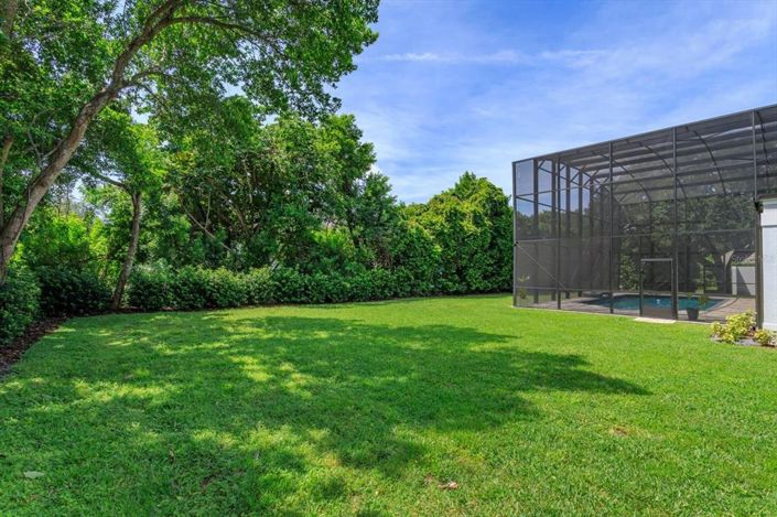 Image No.53-5 Bed Property for sale