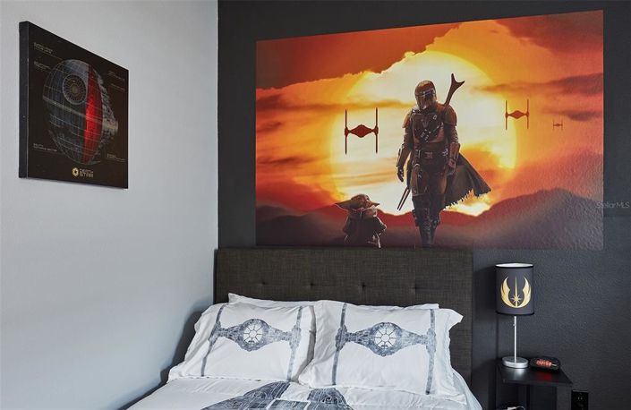 Image No.14-8 Bed Property for sale