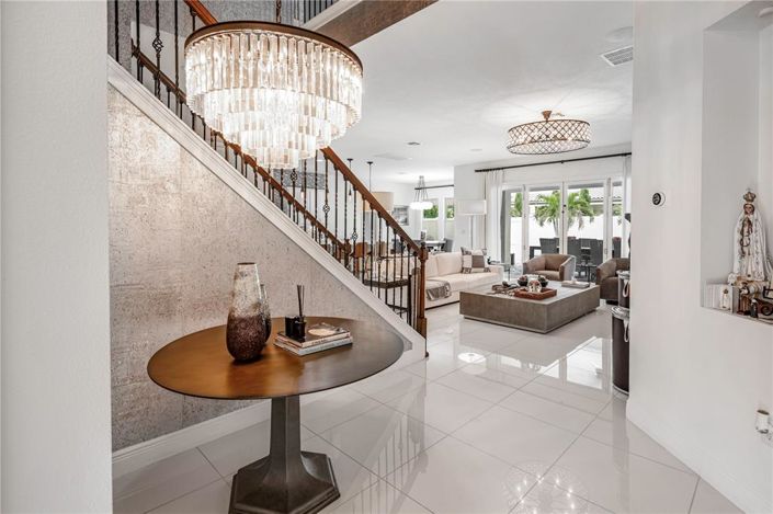 Image No.9-Propriété de 6 chambres à vendre à Orlando