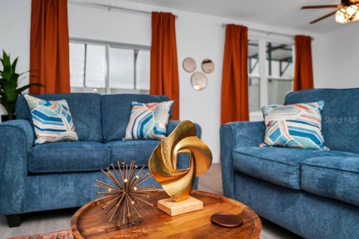 Image No.4-3 Bed Townhouse for sale