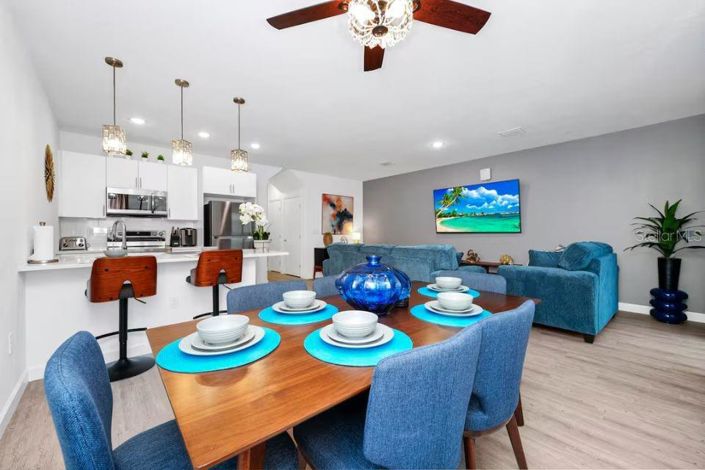 Image No.8-3 Bed Townhouse for sale