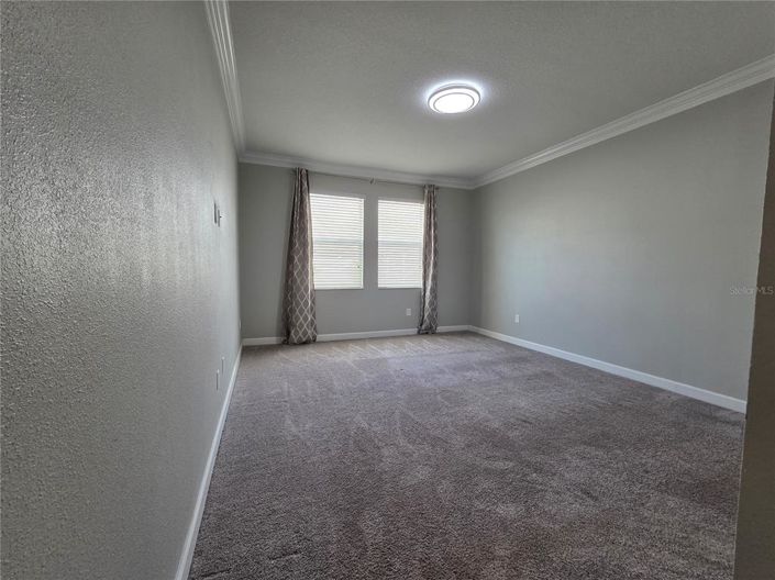 Image No.12-5 Bed Property for sale