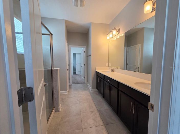 Image No.13-5 Bed Property for sale