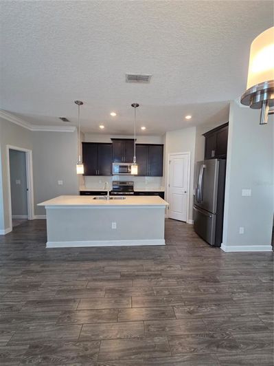 Image No.8-5 Bed Property for sale