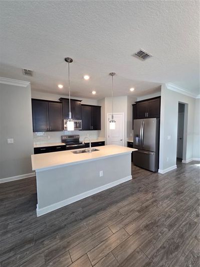 Image No.9-5 Bed Property for sale