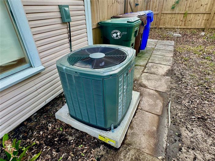 Image No.12-3 Bed Property for sale