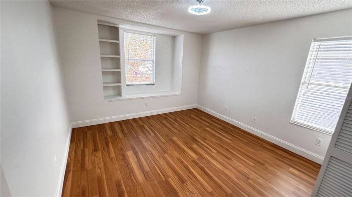 Image No.19-3 Bed Property for sale