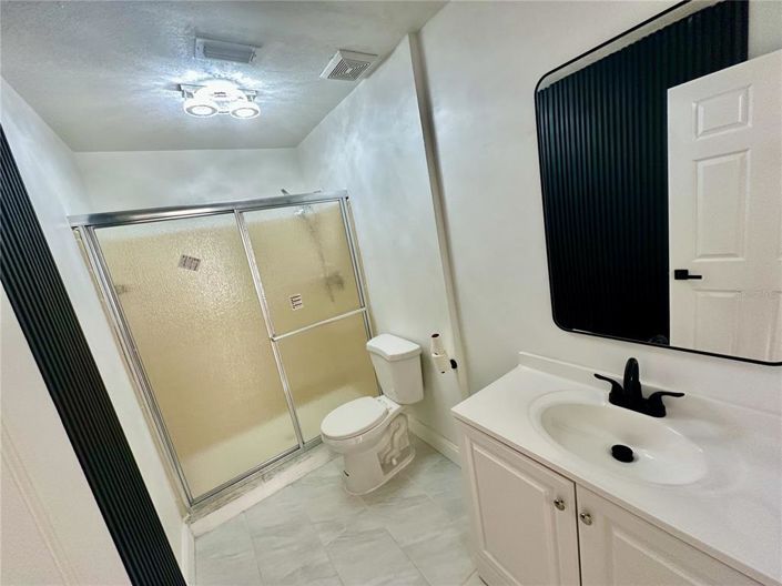 Image No.20-3 Bed Property for sale