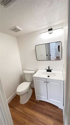 Image No.8-3 Bed Property for sale