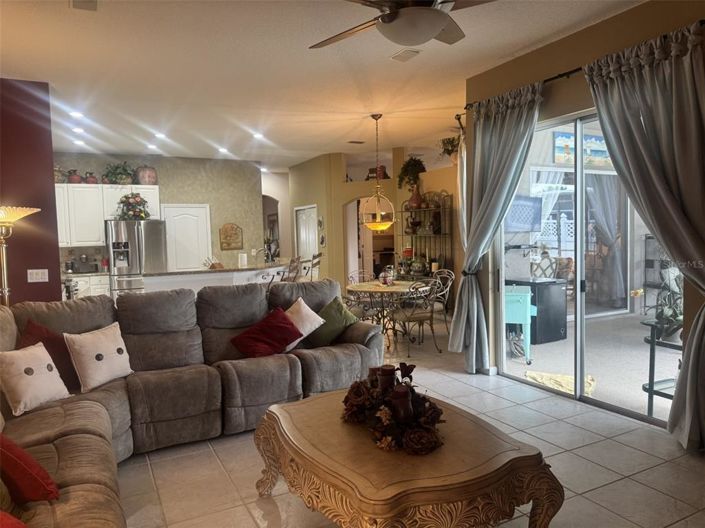 Image No.29-Propriété de 4 chambres à vendre à Orlando