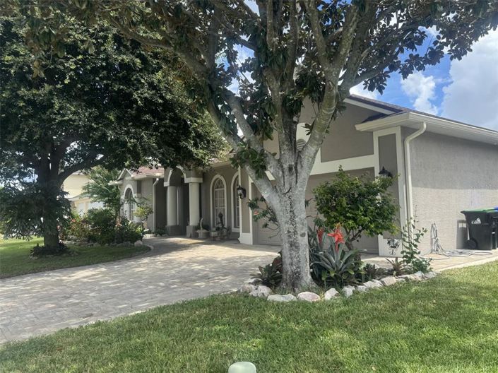 Image No.5-Propriété de 4 chambres à vendre à Orlando