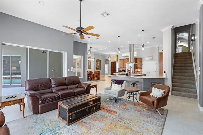 Image No.13-5 Bed Property for sale