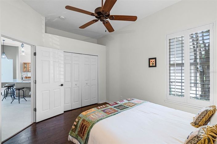 Image No.21-5 Bed Property for sale