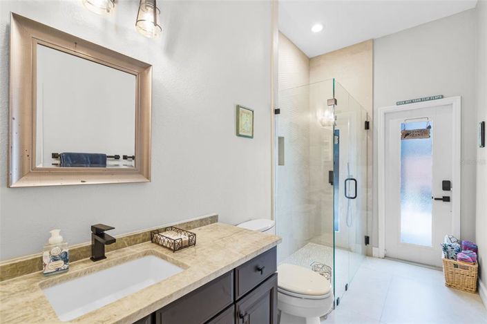 Image No.22-5 Bed Property for sale