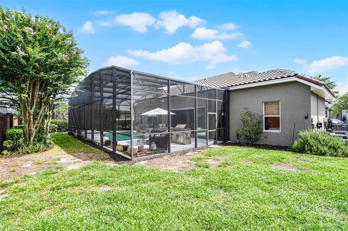 Image No.39-5 Bed Property for sale