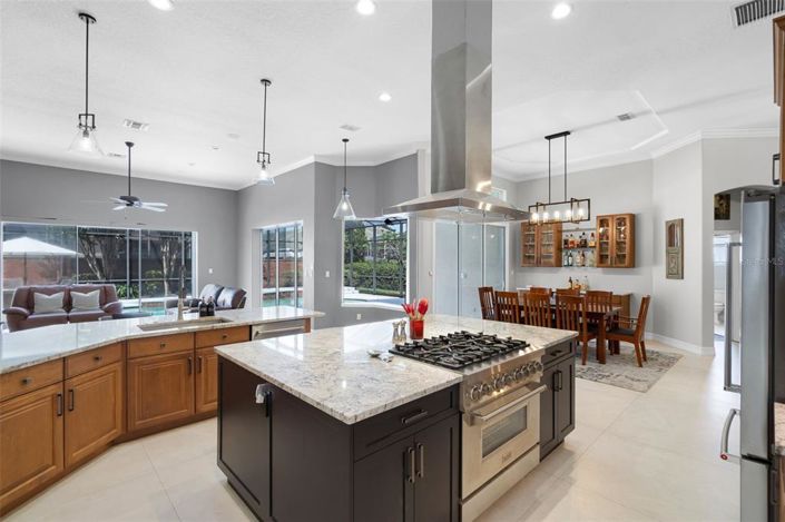 Image No.6-5 Bed Property for sale