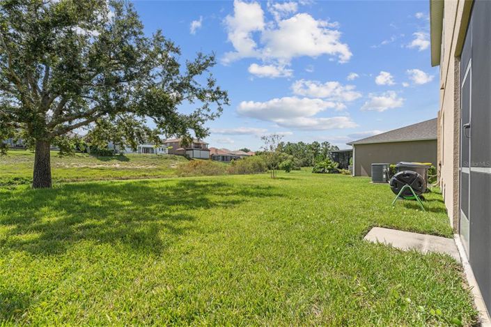 Image No.28-5 Bed Property for sale