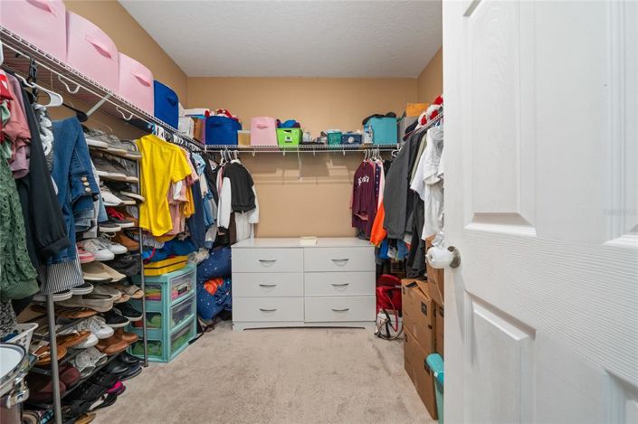 Image No.20-3 Bed Property for sale