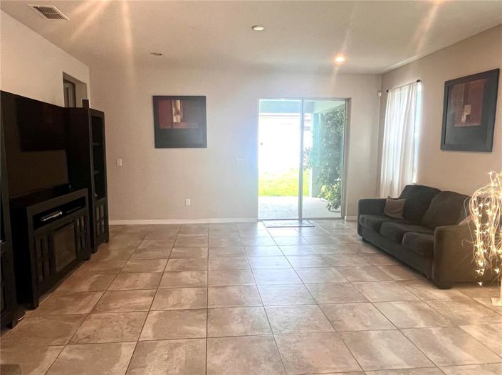 Image No.9-4 Bed Property for sale