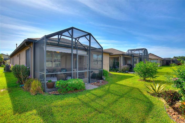 Image No.10-2 Bed Property for sale