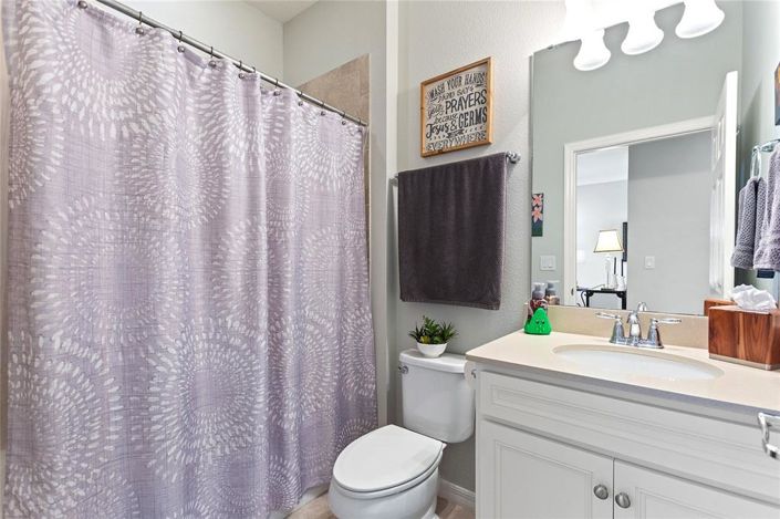 Image No.33-2 Bed Property for sale