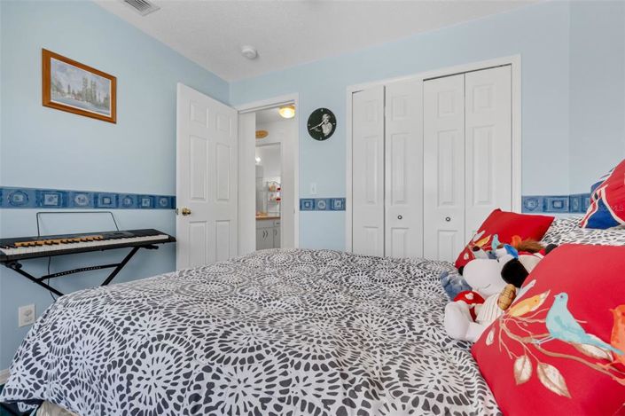 Image No.21-4 Bed Property for sale