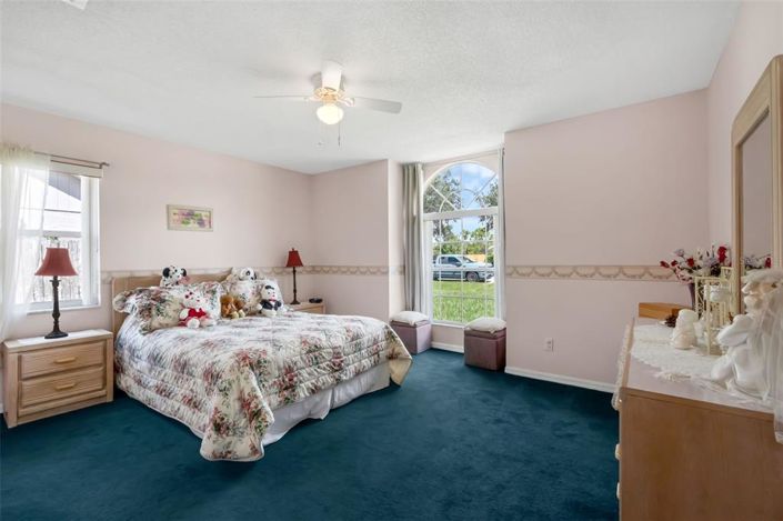 Image No.22-4 Bed Property for sale