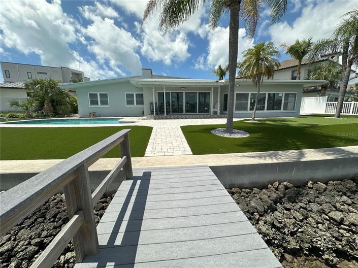 Image No.29-3 Bed Property for sale