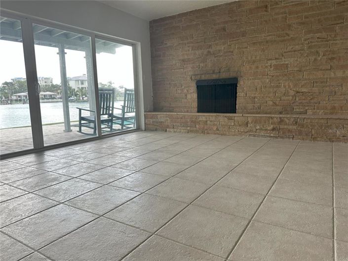 Image No.39-3 Bed Property for sale