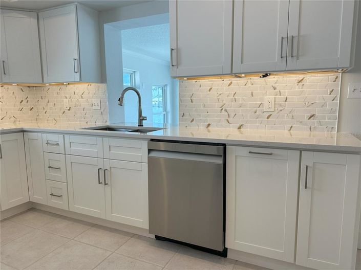 Image No.45-3 Bed Property for sale