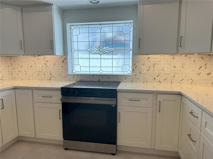 Image No.47-3 Bed Property for sale