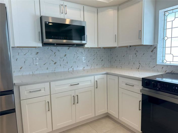 Image No.48-3 Bed Property for sale