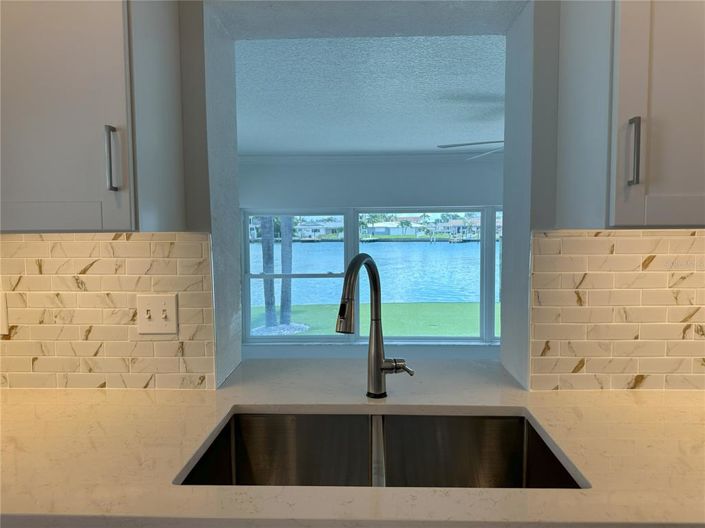 Image No.50-3 Bed Property for sale