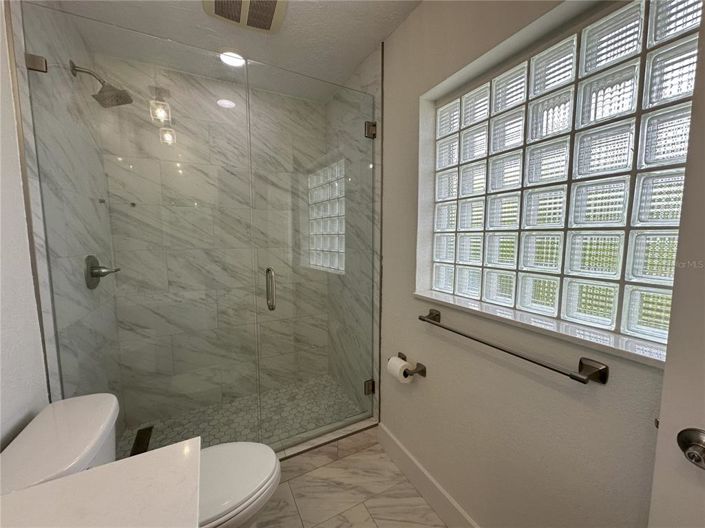 Image No.56-3 Bed Property for sale