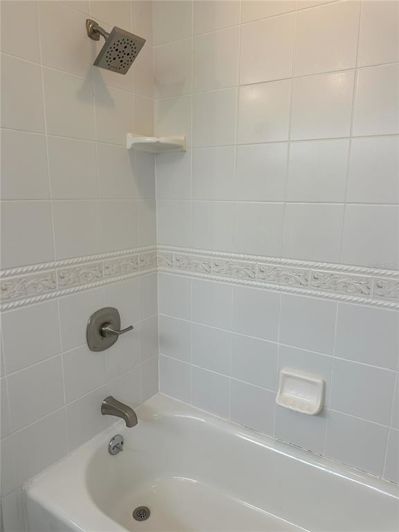 Image No.62-3 Bed Property for sale