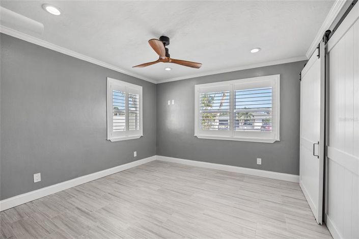 Image No.26-3 Bed Property for sale