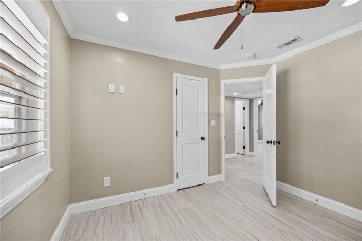 Image No.32-3 Bed Property for sale