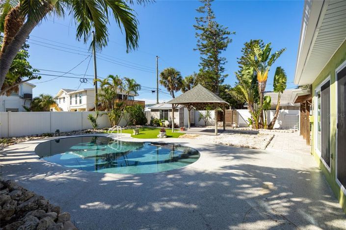 Image No.33-3 Bed Property for sale