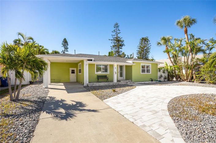 Image No.7-3 Bed Property for sale