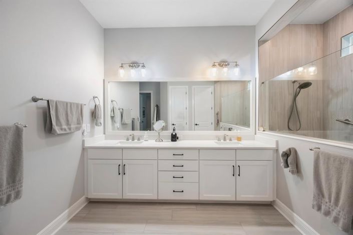 Image No.29-Propriété de 4 chambres à vendre à Floride