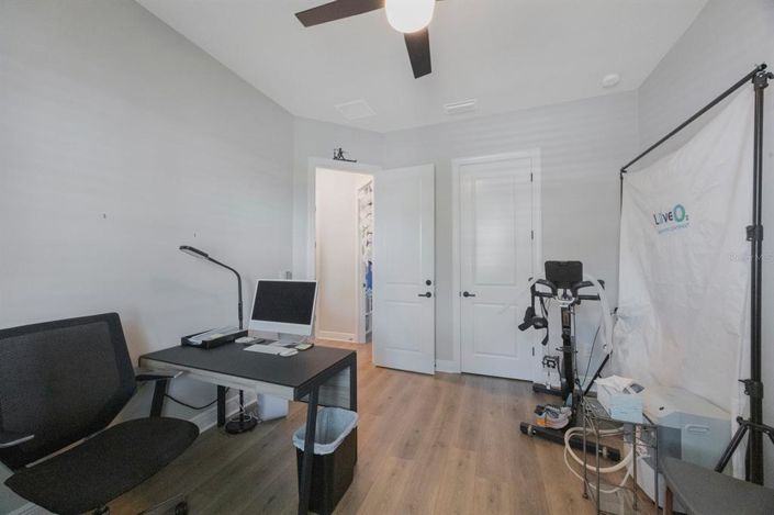 Image No.32-Propriété de 4 chambres à vendre à Floride