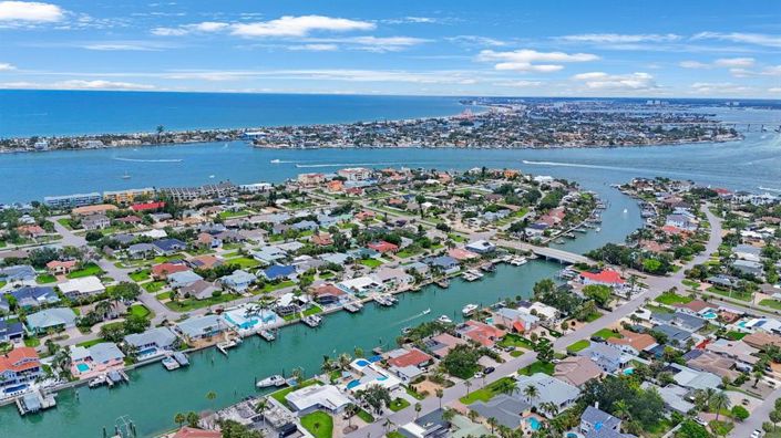 Image No.48-Propriété de 4 chambres à vendre à Floride