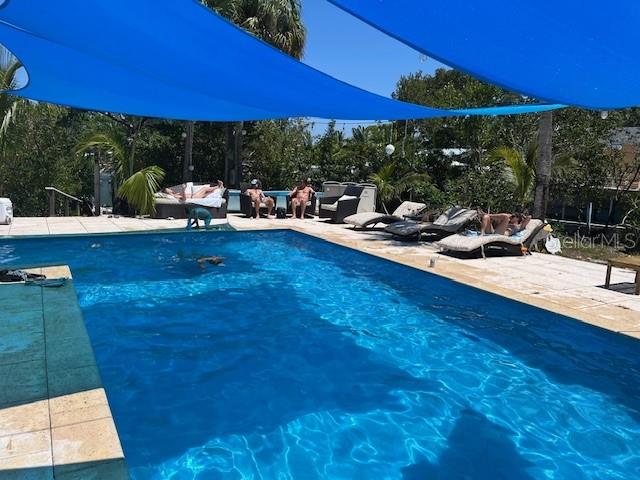 Image No.12-4 Bed Property for sale