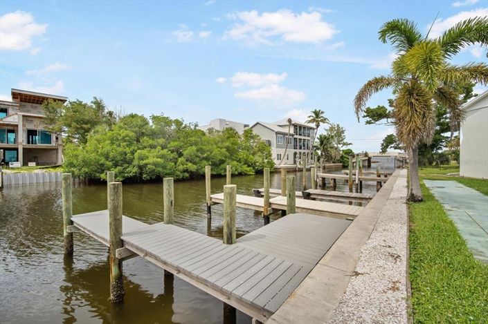 Image No.2-Propriété de 2 chambres à vendre à Anna Maria