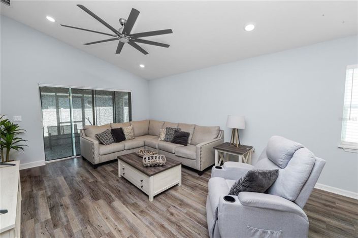 Image No.7-Propriété de 3 chambres à vendre à Davenport