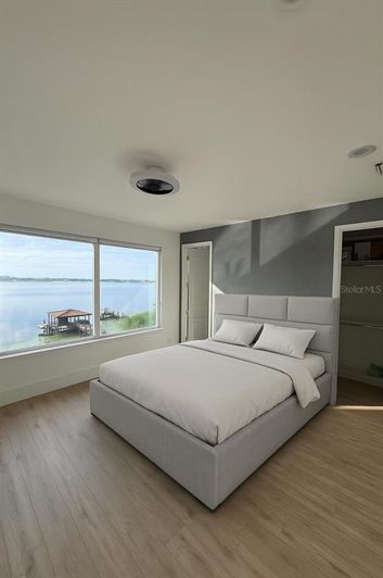 Image No.23-5 Bed Property for sale