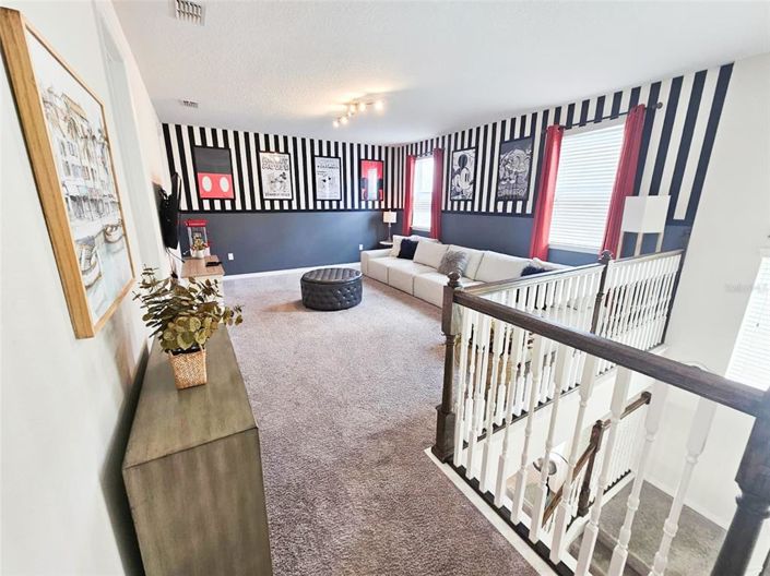 Image No.24-6 Bed Property for sale