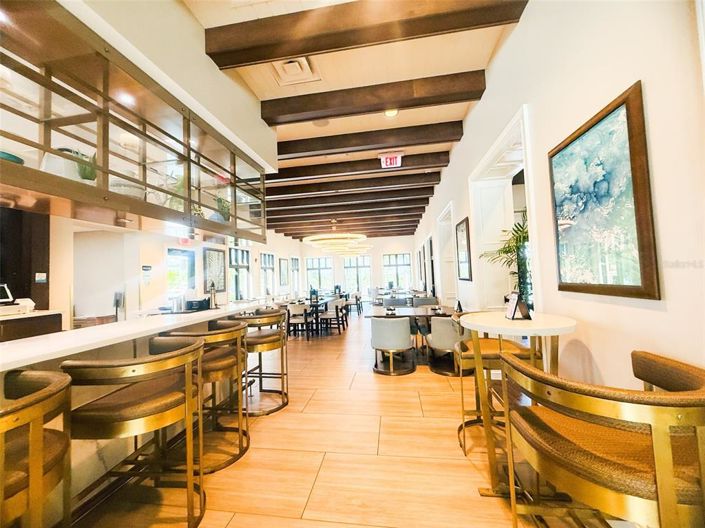 Image No.68-6 Bed Property for sale