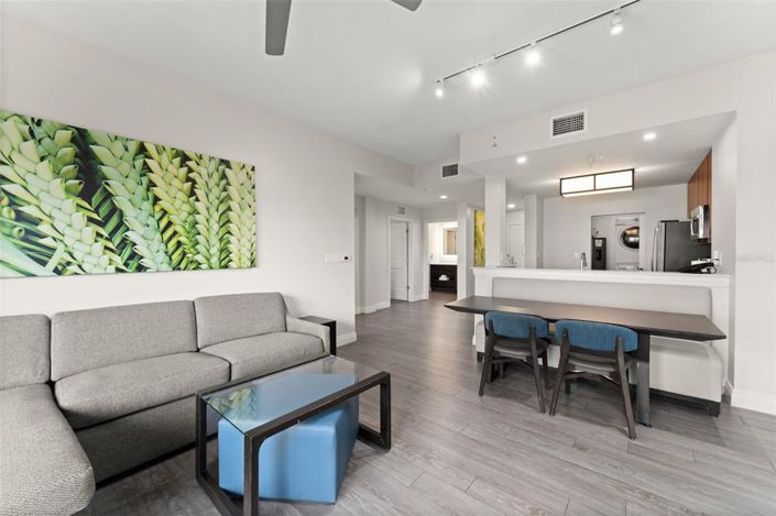 Image No.13-3 Bed Property for sale