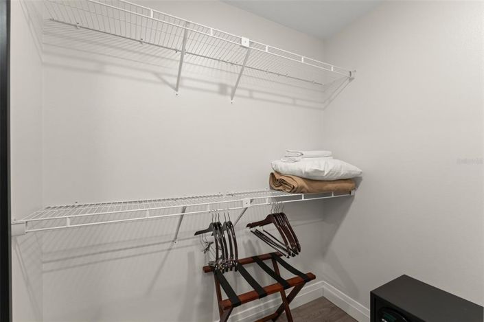 Image No.19-3 Bed Property for sale